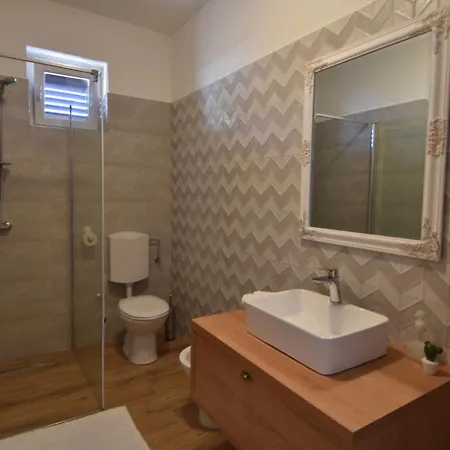 Apartment *Biba* Dugi Rat Esterno foto